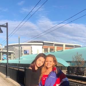 Meet your Posher, Megan